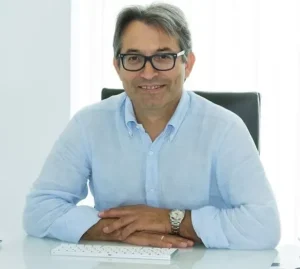 Dr. Alexandros Seiadatan